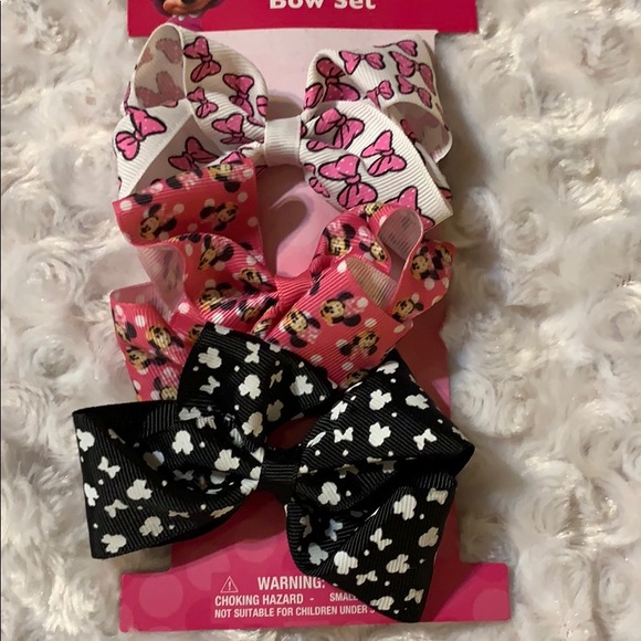 Disney Other - Minnie hair bows